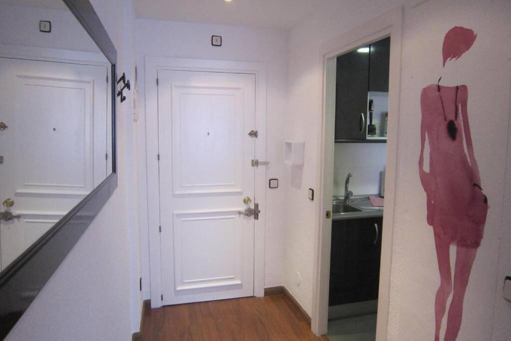 מדריד Apartamento Gp Junto Al Parque Del Retiro מראה חיצוני תמונה